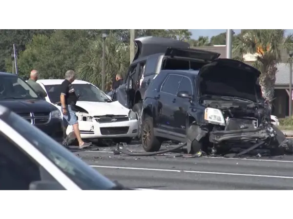 2025 г. Повреда на стойката на трансмисията на Ford Bronco: офроуд почти преобръщане предизвиква аларма на общността
