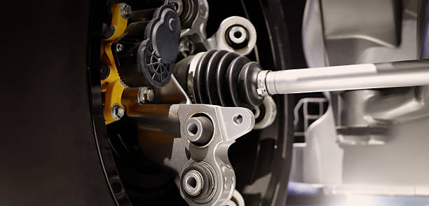 Механизми на разрушаване поради умора във втулките на контролното рамо при многоосно натоварване