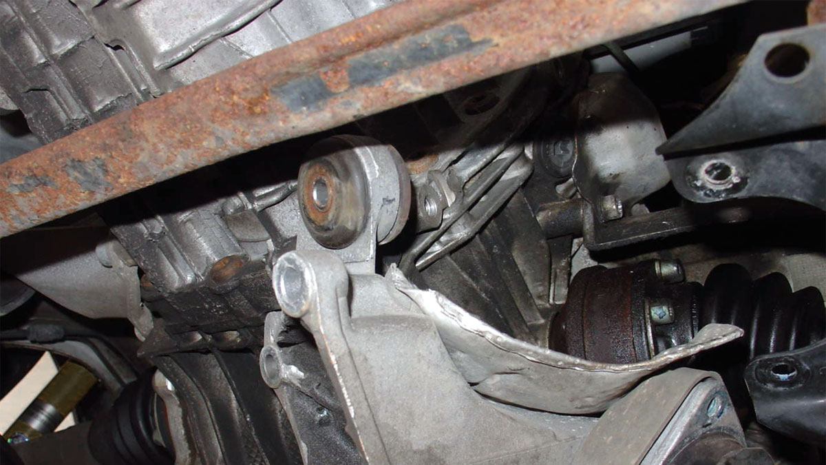 6 признака за неизправен монтаж на трансмисия (и цена на подмяна)